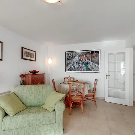 Apartment Admiral Plaza Sea View - Happy *